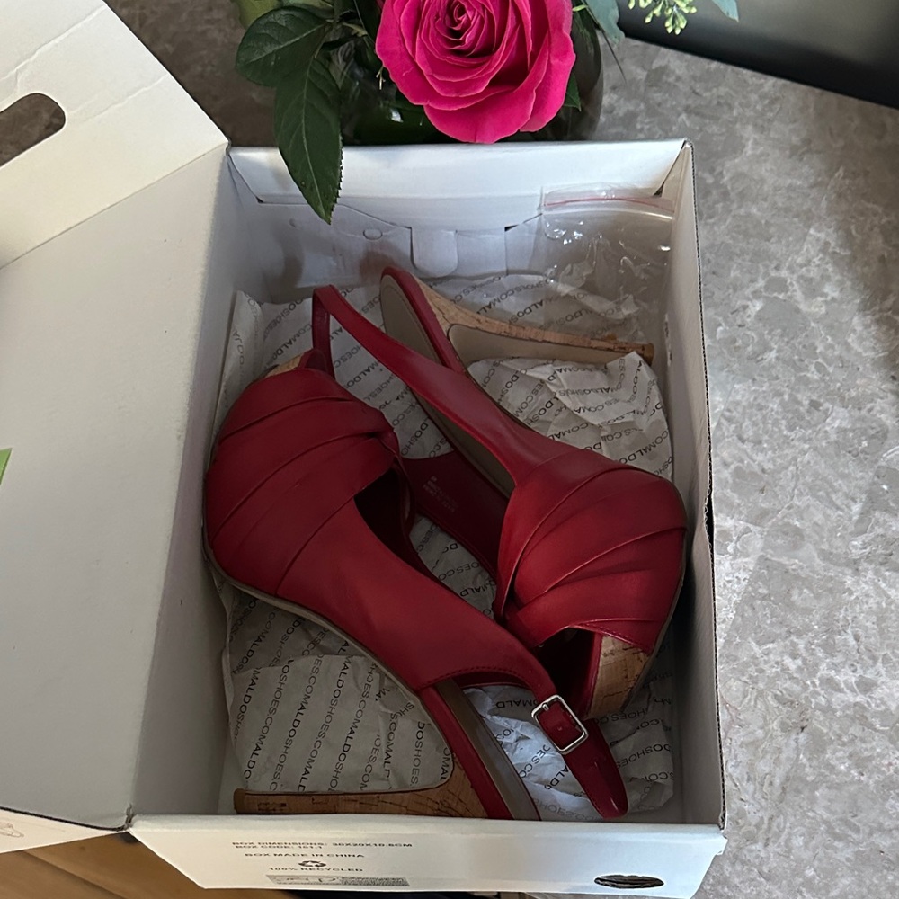Aldo Red Peep-Toe Slingback Heels - Picture 7 of 7